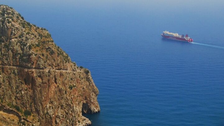 Pourquoi utiliser les transports en commun en voyage ?