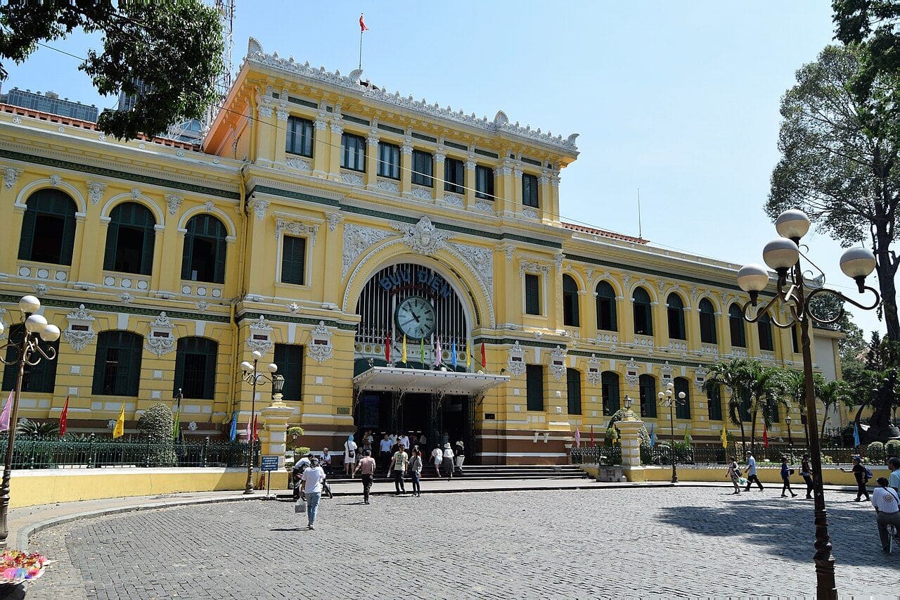la poste centrale de ho chi minh ville